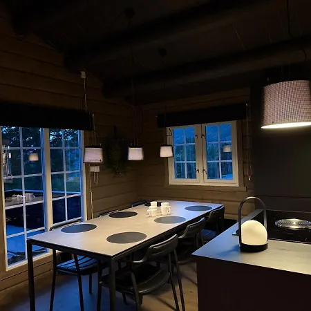 Fjellhytte Med Jacuzzi, Badstue Mulighet Bjorli