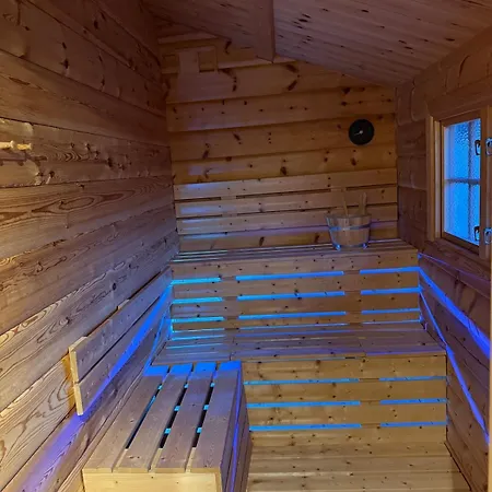 Fjellhytte Med Jacuzzi, Badstue